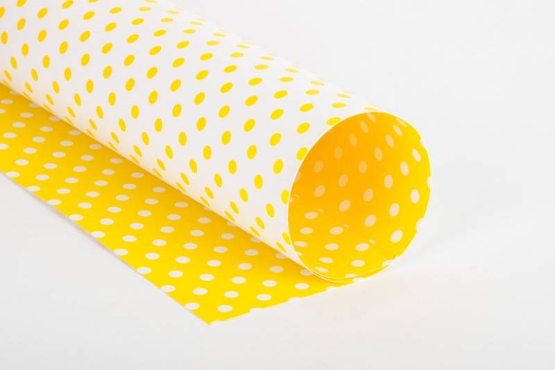 Cartulina Divertida Lunares Amarillo Y Blanco Paq X 10 U