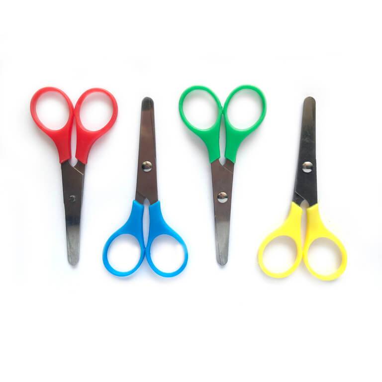 Tijera Escolar Skycolor 10 Cm Pta Redonda